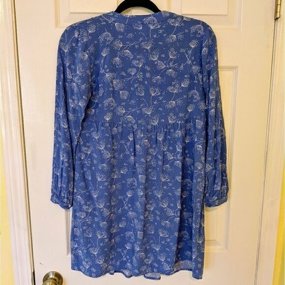 (Old Navy) Floral V-Neck Dress with Button Cuff - Picture 7 of 8